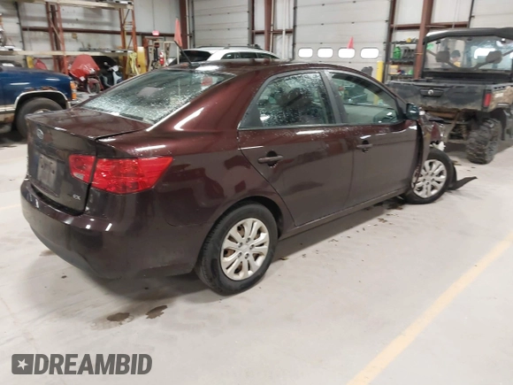 2010 Kia Forte EX z VIN KNAFU4A28A5811732, wystawiony jako IAAI lot #42038492 z przebiegiem 176 178 mil mil oraz . Historia ofert i sprzedaży dostępna na DreamBid. Obrazek 4.