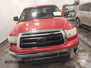 2011 Toyota Tundra 4WD Truck with VIN 5TFDW5F12BX178046, listed as a IAAI auction lot 41619191 with 186,866 mi miles. Bid and sale history available at carsss.com. Image 13.