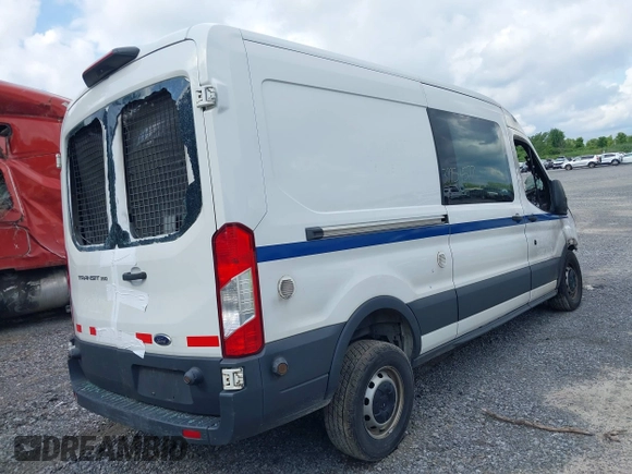 2018 Ford Transit with VIN 1FTBW2CM9JKB37641, listed as a IAAI auction lot 39954577 with Not provided miles and . Bid and sale history available at DreamBid. Image 4.