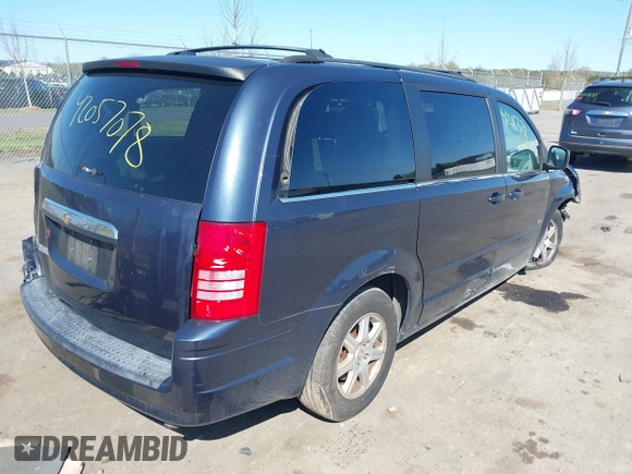 2008 Chrysler Town & Country Touring with VIN 2A8HR54P68R787835, listed as a IAAI auction lot 42057078 with Not Provided miles and . Bid and sale history available at carsss.com. Image 4.