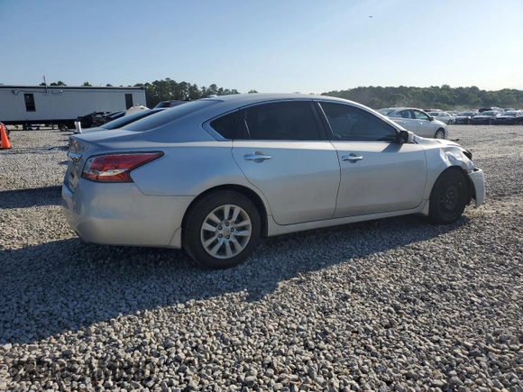 2015 Nissan Altima 2.5 with VIN 1N4AL3AP6FC267035, listed as a Copart auction lot 58044255 with 91,369 mi miles and Salvage title. Bid and sale history available at DreamBid. Image 3.