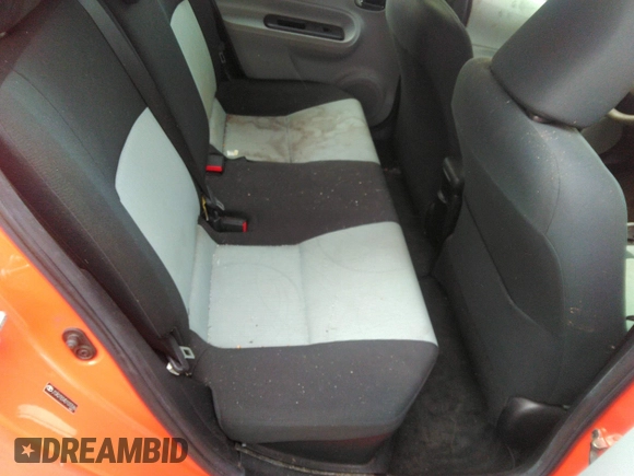2013 Toyota Prius One z VIN JTDKDTB34D1033086, wystawiony jako IAAI lot #40364357 z przebiegiem 96 948 mil mil oraz . Historia ofert i sprzedaży dostępna na DreamBid. Obrazek 8.
