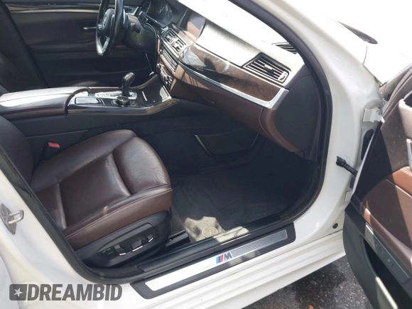 2015 BMW 5 Series 535i with VIN WBA5B1C59FG125069, listed as a IAAI auction lot 42210708 with 265,298 mi miles and . Bid and sale history available at DreamBid. Image 5.