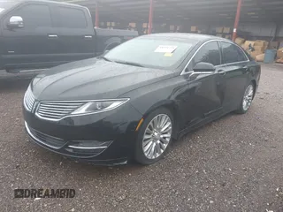 2016 Lincoln MKZ with VIN 3LN6L2G92GR606438, listed as a IAAI auction lot 41971225 with 173,566 mi miles. Bid and sale history available at carsss.com. Image 2.