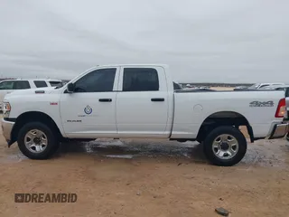 2020 Ram 2500 Tradesman with VIN 3C6UR5CJ8LG174124, listed as a IAAI auction lot 41421505 with 69,330 mi miles. Bid and sale history available at carsss.com. Image 14.