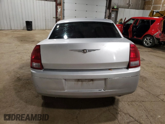 2006 Chrysler 300 Touring with VIN 2C3LK53G46H375167, listed as a Copart auction lot 73064774 with 201,333 mi miles and Salvage Title. Bid and sale history available at carsss.com. Image 6.