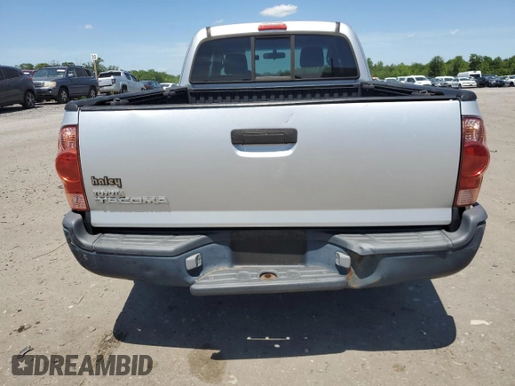 2006 Toyota Tacoma z VIN 5TETX22N86Z233467, wystawiony jako Copart lot #57214555 z przebiegiem 283 219 mil mil oraz Tytuł czysty. Historia ofert i sprzedaży dostępna na DreamBid. Obrazek 6.