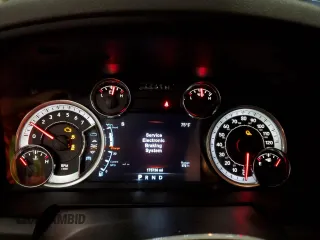 2018 Ram 1500 Big Horn with VIN 1C6RR7LG3JS263417, listed as a Copart auction lot 71184004 with 175,736 mi miles and Salvage Title. Bid and sale history available at carsss.com. Image 9.