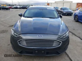 2019 Ford Fusion Hybrid SE with VIN 3FA6P0LU1KR200155, listed as a Copart auction lot 42598013 with 61,762 mi miles. Bid and sale history available at carsss.com. Image 5.