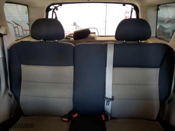2007 Ford Escape XLT with VIN 1FMYU03197KA62373, listed as a Copart auction lot 50917165 with 150,893 mi miles and Clean Title. Bid and sale history available at carsss.com. Image 10.