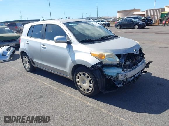 2010 Scion xD z VIN JTKKU4B4XAJ052857, wystawiony jako IAAI lot #42654516 z przebiegiem 86 607 mil mil oraz . Historia ofert i sprzedaży dostępna na DreamBid. Obrazek 1.