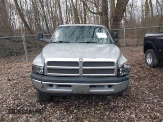 1998 Dodge Ram 2500 with VIN 3B7KF22D1WG102284, listed as a IAAI auction lot 41558563 with 1 mi miles. Bid and sale history available at carsss.com. Image 12.