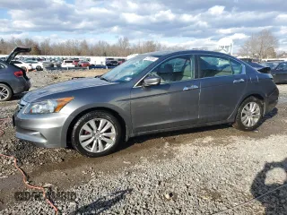 2011 Honda Accord EX z VIN 1HGCP3F76BA027913, wystawiony jako Copart lot #42765565 z przebiegiem 41 285 mil mil oraz Szkoda całkowita • Salvage title. Historia ofert i sprzedaży dostępna na DreamBid. Obrazek 1.