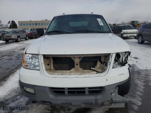 2006 Ford Expedition Special Service with VIN 1FMPU16576LA54362, listed as a Copart auction lot 41988325 with 200,550 mi miles and Salvage Title. Bid and sale history available at carsss.com. Image 5.