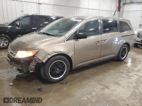 2013 Honda Odyssey EX-L with VIN 5FNRL5H67DB037980, listed as a Copart auction lot 54585075 with 303,984 mi miles and Non Repairable. Bid and sale history available at carsss.com. Image 1.