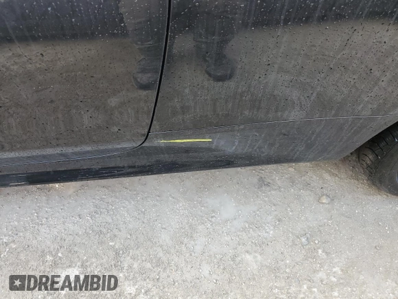 2024 Mercedes-Benz CLE 300 z VIN W1KMK4HBXRF025030, wystawiony jako Copart lot #73923934 z przebiegiem Nie podano mil oraz Nie do naprawy • Non repairable. Historia ofert i sprzedaży dostępna na DreamBid. Obrazek 12.