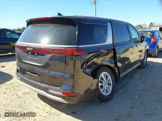 2024 Kia Carnival LX with VIN KNDNB4H36R6415744, listed as a IAAI auction lot 41854106 with 21,002 mi miles. Bid and sale history available at carsss.com. Image 4.