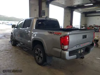 2017 Toyota Tacoma SR5 with VIN 3TMCZ5AN1HM046326, listed as a IAAI auction lot 41808776 with 96,021 mi miles. Bid and sale history available at carsss.com. Image 3.