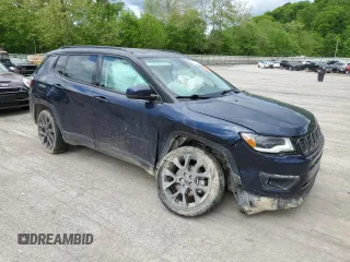 2019 Jeep Compass High Altitude with VIN 3C4NJDCB4KT675458, listed as a Copart auction lot 57132675 with 56,549 mi miles and Salvage title. Bid and sale history available at DreamBid. Image 4.