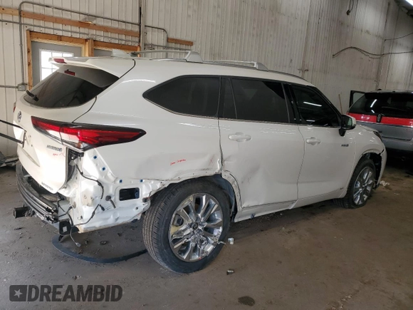 2021 Toyota Highlander Hybrid Limited с VIN 5TDXBRCHXMS025702, выставлен на аукционе Copart как лот 53231575 с пробегом 117 232 миль миль и Списание • Salvage title. История ставок и продаж доступна на DreamBid. Изображение 3.