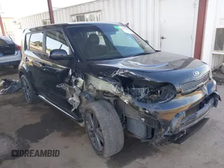 2016 Kia Soul + with VIN KNDJP3A5XG7348174, listed as a IAAI auction lot 41912003 with 106,292 mi miles. Bid and sale history available at carsss.com. Image 1.