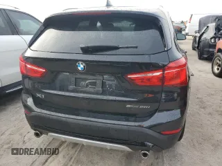 2022 BMW X1 sDrive28i with VIN WBXJG7C00N5V11452, listed as a Copart auction lot 76999614 with 0 mi miles and Non Repairable. Bid and sale history available at carsss.com. Image 6.