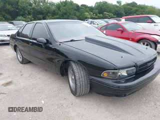 1994 Chevrolet Caprice LS z VIN 1G1BN52PXRR153486, wystawiony jako IAAI lot #42385035 z przebiegiem Nie podano mil oraz . Historia ofert i sprzedaży dostępna na DreamBid. Obrazek 1.