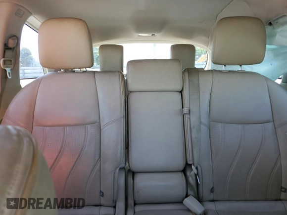 2014 Infiniti QX60 with VIN 5N1AL0MM5EC552698, listed as a Copart auction lot 57071675 with 123,610 mi miles and Salvage title. Bid and sale history available at DreamBid. Image 10.