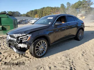 2021 Mercedes-Benz GLC with VIN W1N0J8EB8MF891527, listed as a Copart auction lot 77092154 with 31,496 mi miles and Salvage Title. Bid and sale history available at carsss.com. Image 1.