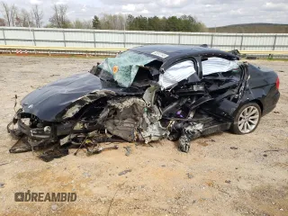 2010 BMW 3 Series 328i z VIN WBAPH5G54ANM70510, wystawiony jako Copart lot #50913145 z przebiegiem Nie podano mil oraz Nie do naprawy • Non repairable. Historia ofert i sprzedaży dostępna na DreamBid. Obrazek 1.
