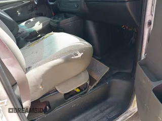 2013 Chevrolet Express Cargo with VIN 1GCSGAFX9D1123777, listed as a IAAI auction lot 42530340 with 232,340 mi miles and . Bid and sale history available at DreamBid. Image 5.