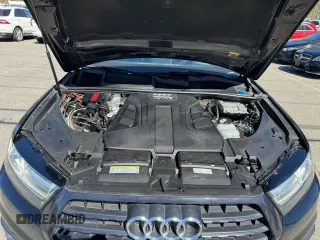 2019 Audi Q7 Prestige with VIN WA1VAAF72KD007695, listed as a Copart auction lot 52756465 with 142,760 mi miles and Clean Title. Bid and sale history available at carsss.com. Image 8.