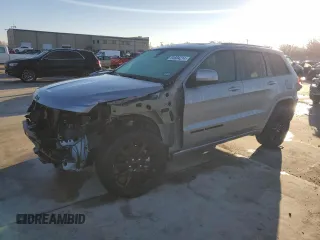 2021 Jeep Grand Cherokee Laredo X with VIN 1C4RJEAG0MC595613, listed as a Copart auction lot 84604214 with 51,971 mi miles and Salvage Title. Bid and sale history available at carsss.com. Image 1.
