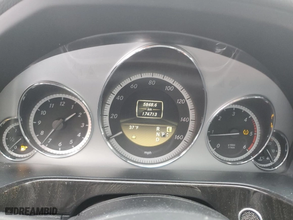 2012 Mercedes-Benz E-Class E 350 Luxury BlueTEC with VIN WDDHF2EB6CA539735, listed as a Copart auction lot 86478854 with 174,713 mi miles and Salvage Title. Bid and sale history available at carsss.com. Image 9.