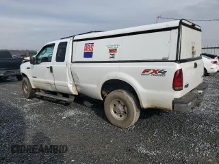 2004 Ford Super Duty F-250 XL with VIN 1FTNX21P04ED89661, listed as a Copart auction lot 45214445 with 314,538 mi miles and Salvage Title. Bid and sale history available at carsss.com. Image 2.
