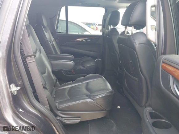 2015 Cadillac Escalade Luxury with VIN 1GYS3MKJ6FR643190, listed as a IAAI auction lot 41689594 with 134,682 mi miles. Bid and sale history available at carsss.com. Image 8.