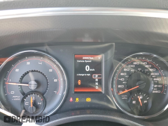 2013 Dodge Charger SE z VIN 2C3CDXBG6DH543556, wystawiony jako Copart lot #50072135 z przebiegiem 246 957 mil mil oraz Tytuł czysty. Historia ofert i sprzedaży dostępna na DreamBid. Obrazek 9.