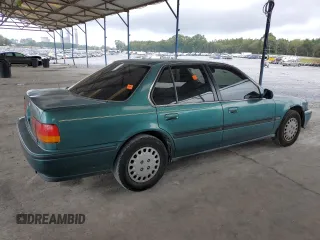 1993 Honda Accord LX with VIN 1HGCB7553PA167124, listed as a Copart auction lot 73680324 with 357,564 mi miles and Salvage Title. Bid and sale history available at carsss.com. Image 3.