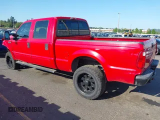 2003 Ford F-350 XL z VIN 1FTSW31P13EC48690, wystawiony jako IAAI lot #42100194 z przebiegiem Nie podano mil oraz . Historia ofert i sprzedaży dostępna na DreamBid. Obrazek 3.