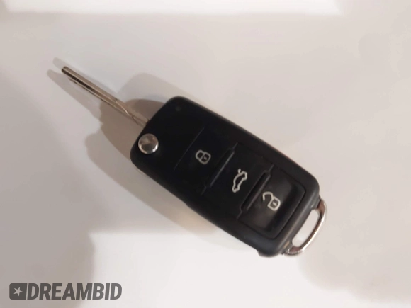 2013 Volkswagen Golf с VIN WVWDA7AJ6DW022778, выставлен на аукционе IAAI как лот 41608506 с пробегом 95 468 миль миль и . История ставок и продаж доступна на DreamBid. Изображение 11.