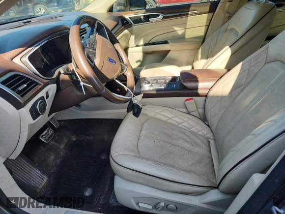 2017 Ford Fusion Titanium z VIN 3FA6P0D96HR251752, wystawiony jako Copart lot #61568705 z przebiegiem 173 479 mil mil oraz Nie do naprawy • Non repairable. Historia ofert i sprzedaży dostępna na DreamBid. Obrazek 7.