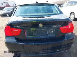 2009 BMW 3 Series 328i z VIN WBAPH73569E128649, wystawiony jako IAAI lot #41865103 z przebiegiem 238 385 mil mil oraz . Historia ofert i sprzedaży dostępna na DreamBid. Obrazek 16.