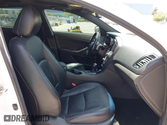2013 Kia Optima SX with VIN 5XXGR4A6XDG106409, listed as a IAAI auction lot 42525630 with 213,722 mi miles and . Bid and sale history available at DreamBid. Image 5.