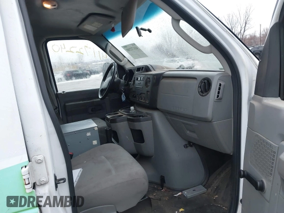 2013 Ford Econoline Cargo Commercial with VIN 1FTNE2EL6DDB01466, listed as a IAAI auction lot 41172240 with 173,124 mi miles and . Bid and sale history available at DreamBid. Image 5.