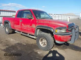 1998 Dodge 1500 with VIN 3B7HF13Z0WG136974, listed as a IAAI auction lot 41949014 with 206,922 mi miles and . Bid and sale history available at DreamBid. Image 1.