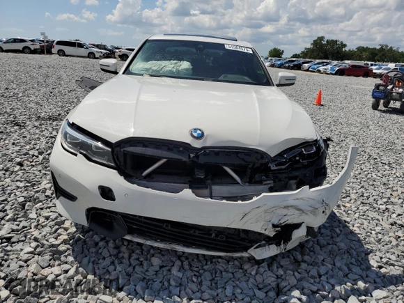 2020 BMW 3 Series 330i with VIN 3MW5R1J04L8B04952, listed as a Copart auction lot 51504575 with 0 mi miles and Non Repairable. Bid and sale history available at carsss.com. Image 5.
