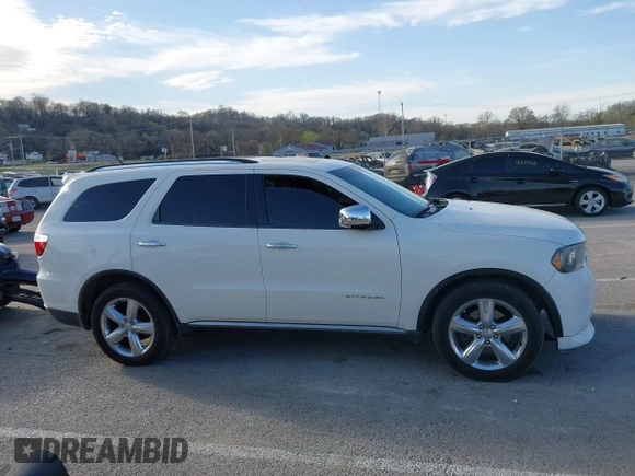 2011 Dodge Durango Citadel with VIN 1D4SE5GT0BC686083, listed as a IAAI auction lot 41805770 with 171,879 mi miles. Bid and sale history available at carsss.com. Image 13.