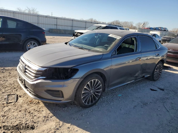 2022 Volkswagen Passat 2.0T Limited Edition with VIN 1VWBA7A3XNC009959, listed as a Copart auction lot 83755824 with 33,447 mi miles and Salvage Title. Bid and sale history available at carsss.com. Image 1.