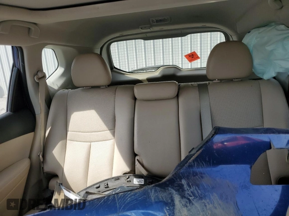 2017 Nissan Rogue SL z VIN 5N1AT2MT7HC757883, wystawiony jako Copart lot #53951325 z przebiegiem 103 174 mil mil oraz Szkoda całkowita • Salvage title. Historia ofert i sprzedaży dostępna na DreamBid. Obrazek 10.