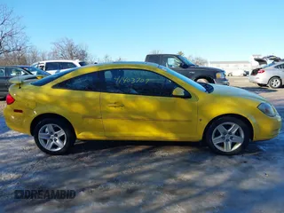 2008 Pontiac G5 with VIN 1G2AL18F487329317, listed as a IAAI auction lot 41403707 with 111,555 mi miles. Bid and sale history available at carsss.com. Image 13.